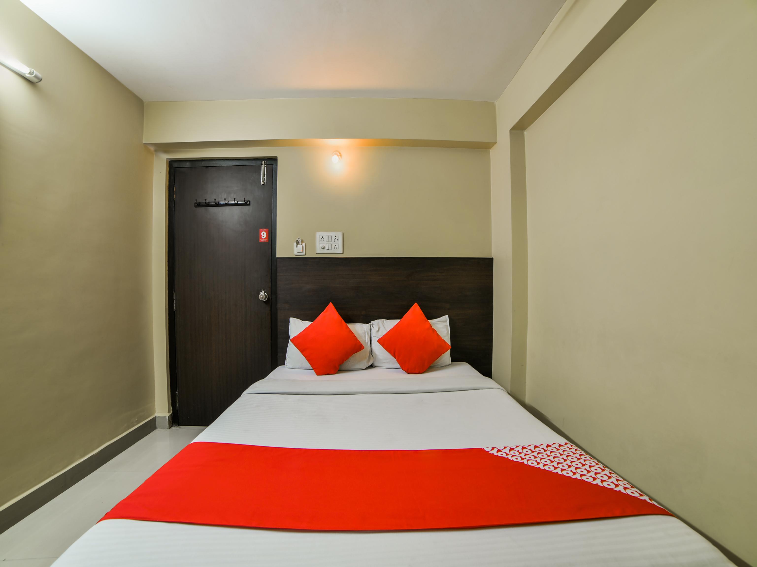 Oyo 2840 Kanha Grand Hyderabad Exterior photo