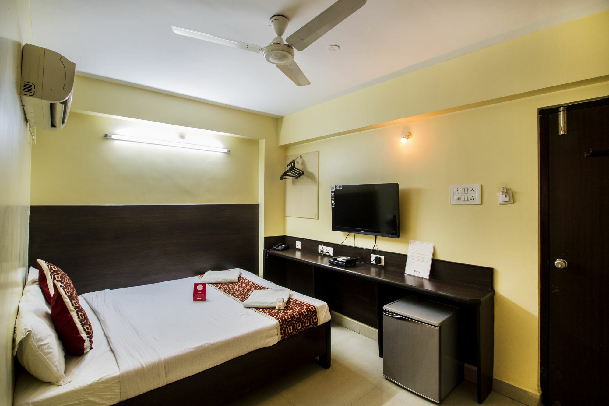 Oyo 2840 Kanha Grand Hyderabad Exterior photo